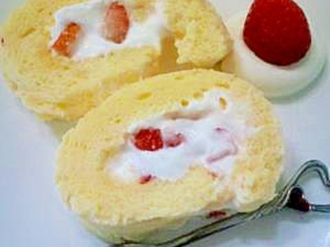 電子レンジで4分 苺のしっとりロールケーキ レシピ 作り方 By Alohawaii 楽天レシピ 電子レンジで4分 苺のしっとりロールケーキ レシピ 作り方 By Alohawaii 楽天レシピ